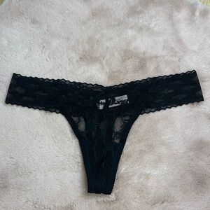 Juicy Couture Lace Thong Panty M